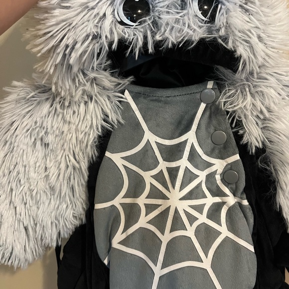 Halloween Costume - Picture 3 of 3